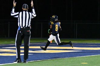 Gautier WR Kanien Rush gets into the endzone