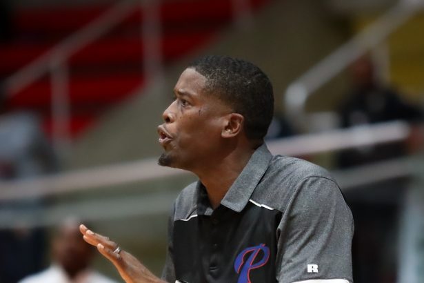 Pascagoula Panthers boys basketball head coach Lorenzo Wright.