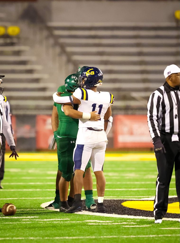 Gautier Gators senior linebacker Fredrick Nicholson